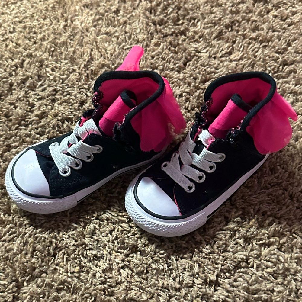 Converse 5K shoes